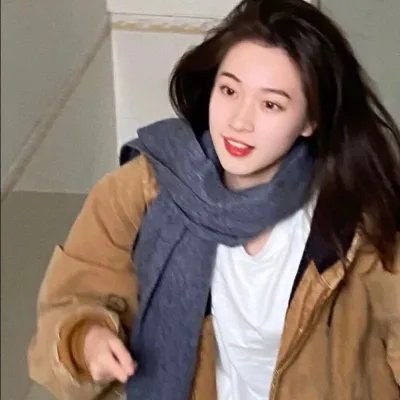 抓着彩虹的男人